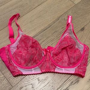 Prima Donna pink lace bra